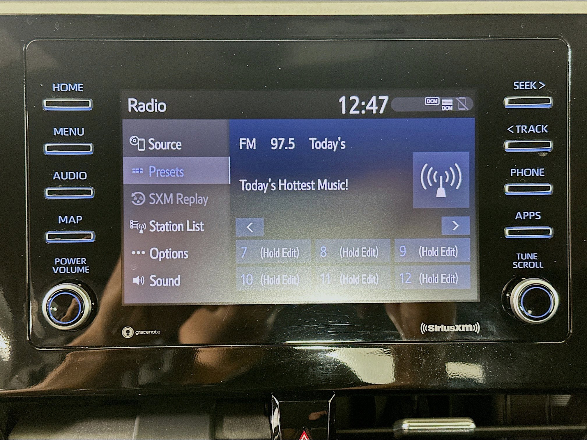 Used 2024 Toyota Camry SE FWD image 21