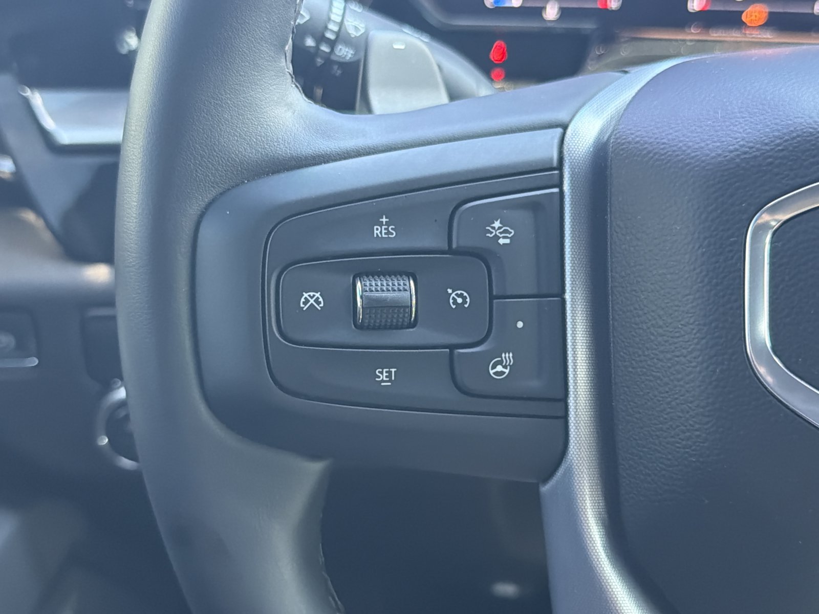 Used 2026 GMC Sierra 1500 SLT RWD image 18