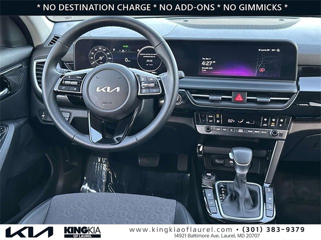 Used 2024 Kia Seltos S image 2