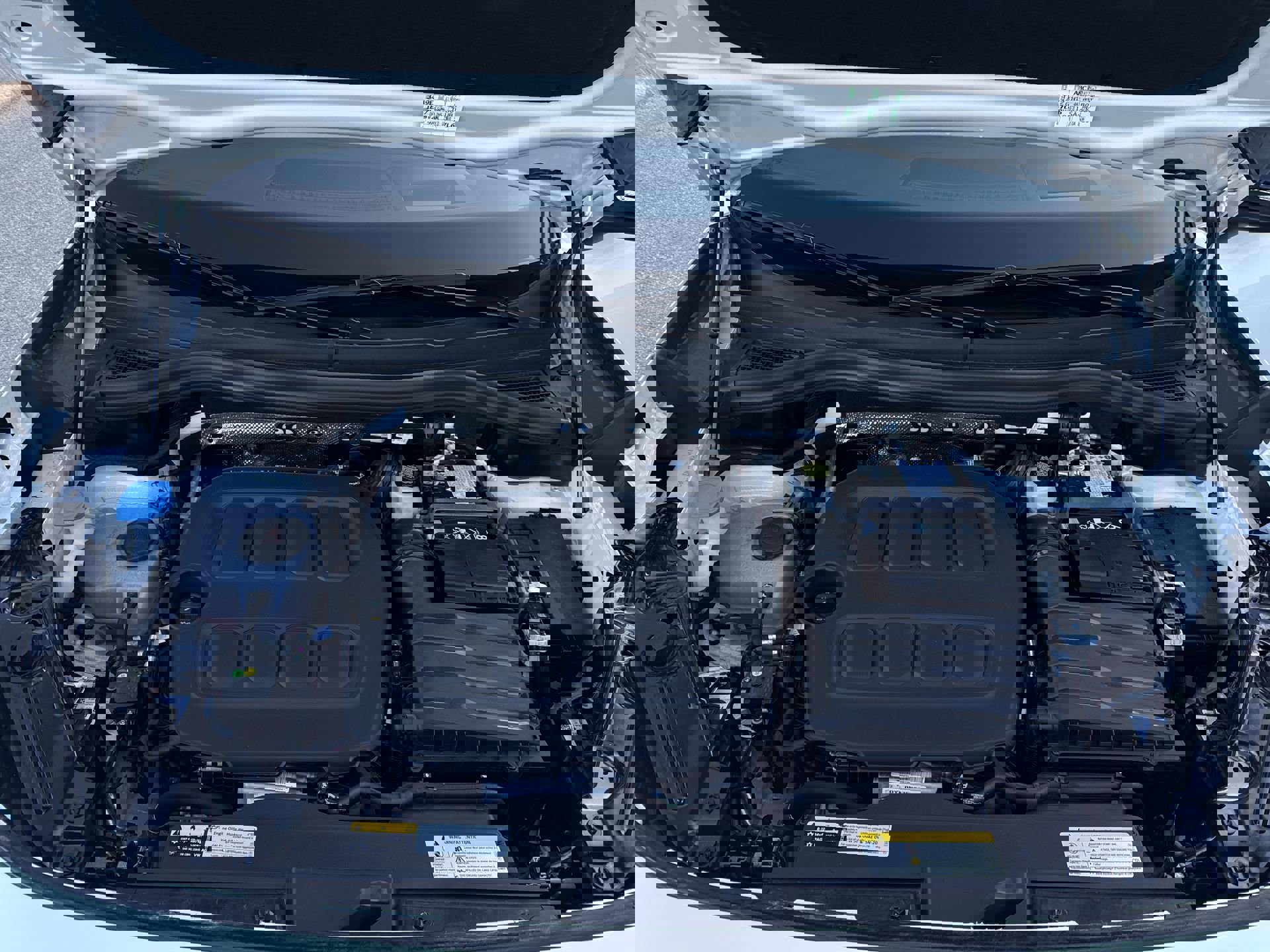 New 2026 Volkswagen Tiguan SE R-Line image 31