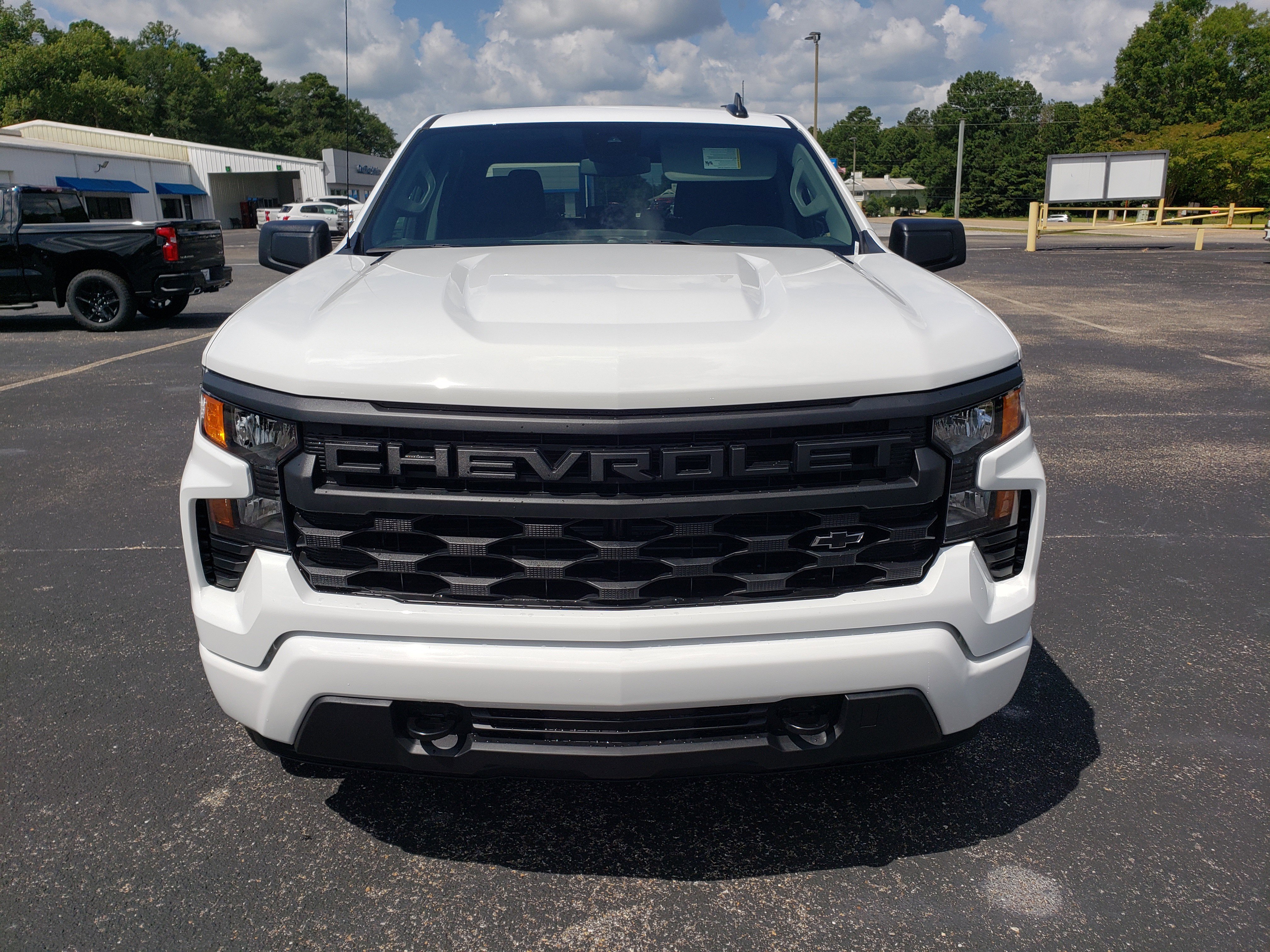 New 2025 Chevrolet Silverado 1500 Custom w/ LPO, Dark Essentials Package image 7