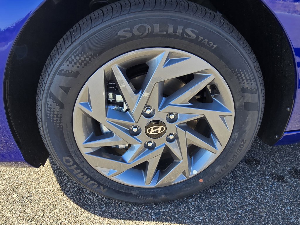 New 2026 Hyundai Elantra Blue image 9