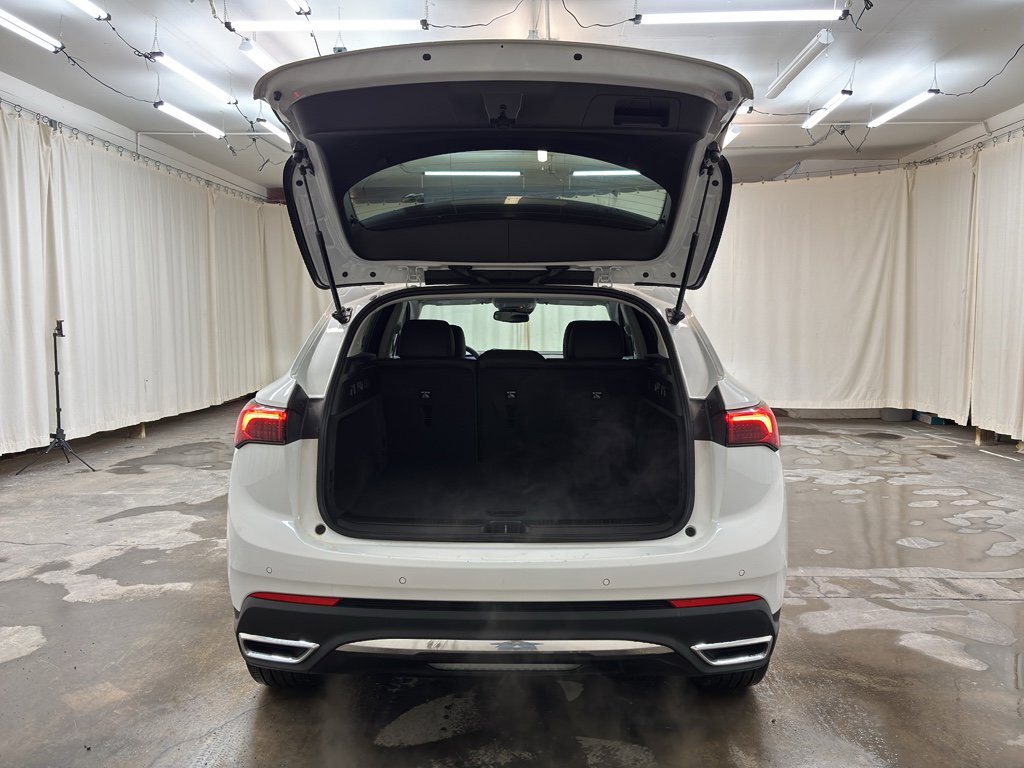 Used 2025 Buick Envision Preferred image 8