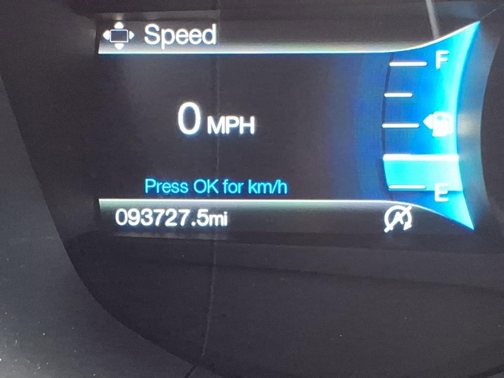 Used 2018 Ford Fusion SE w/ Fusion SE Technology Package image 13