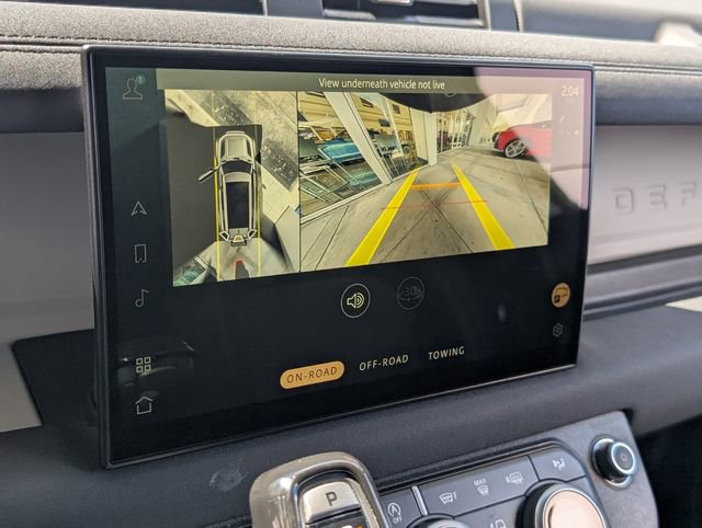 Used 2023 Land Rover Defender 130 X-Dynamic SE image 30