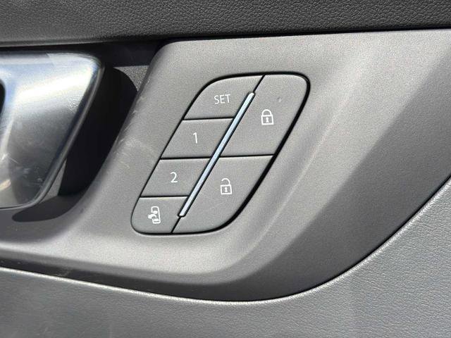 New 2026 Buick Enclave Sport Touring w/ Power Package FWD image 17