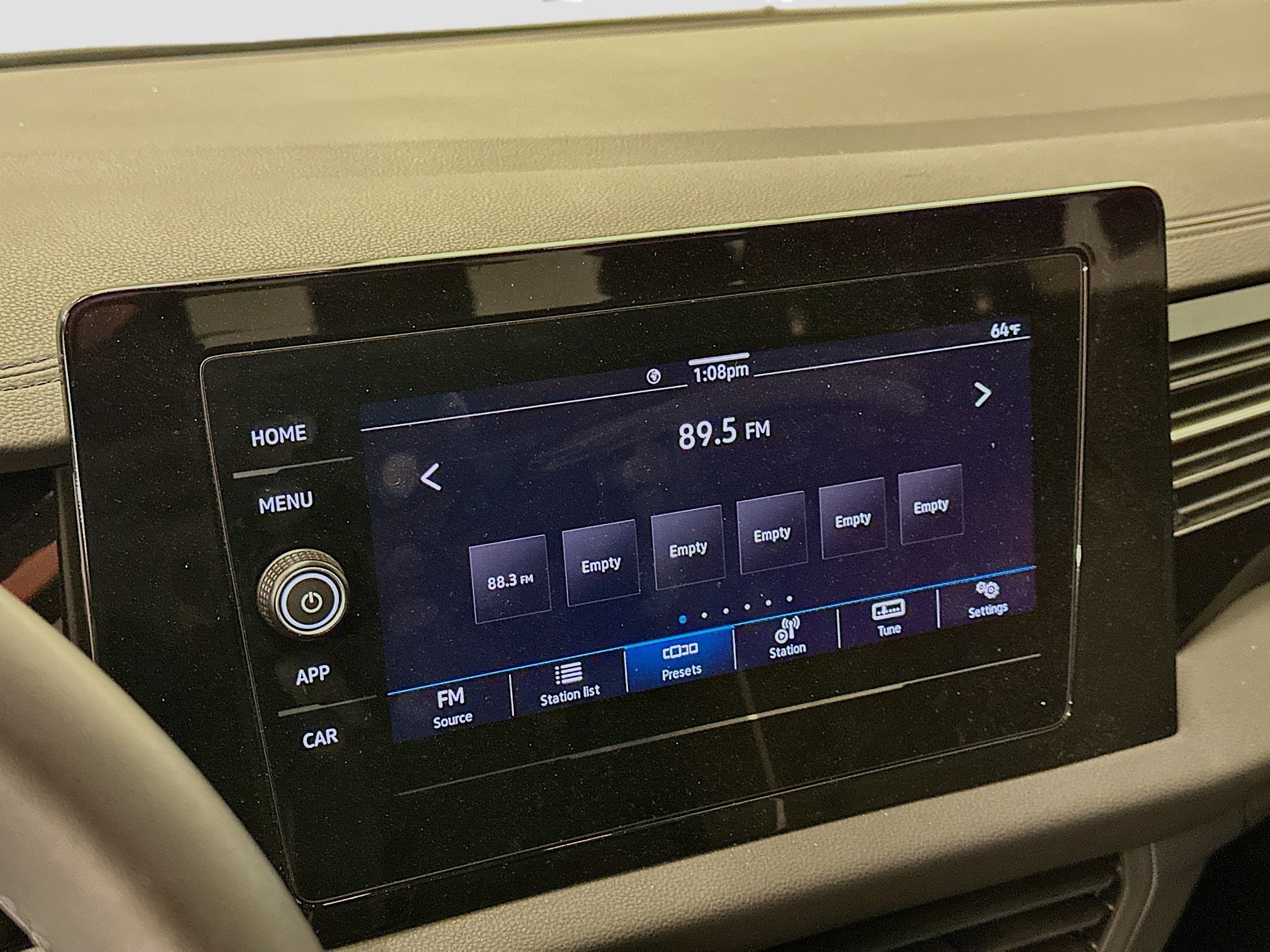 Used 2025 Volkswagen Jetta Sport image 21