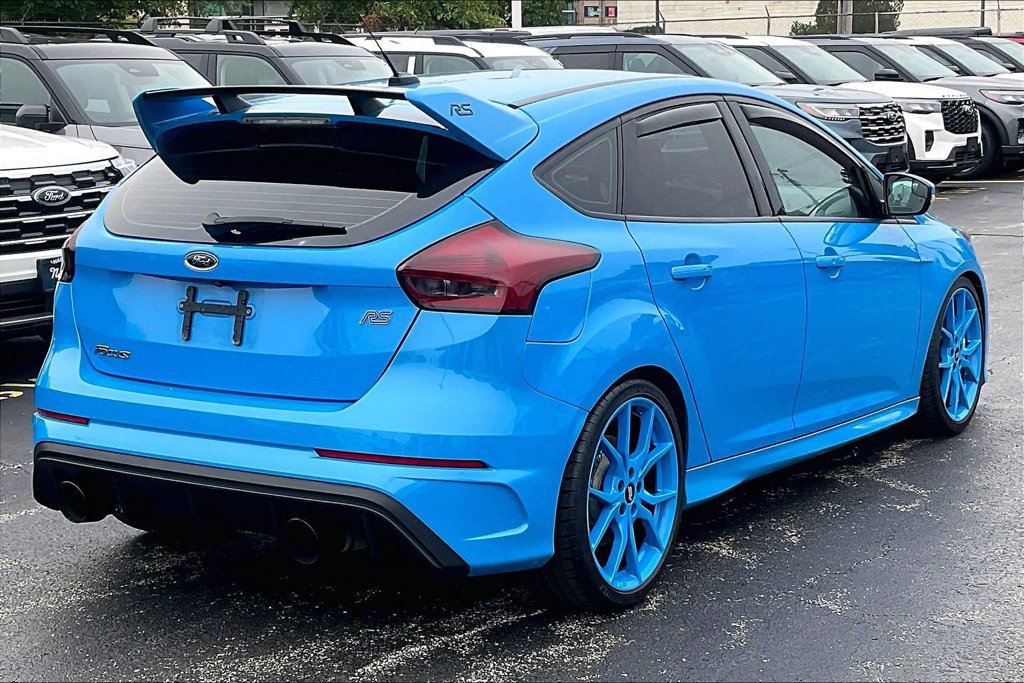 Used 2017 Ford Focus RS AWD/4WD image 12