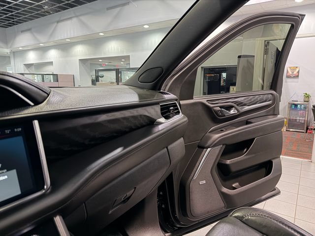 Used 2023 GMC Yukon XL Denali AWD/4WD image 25