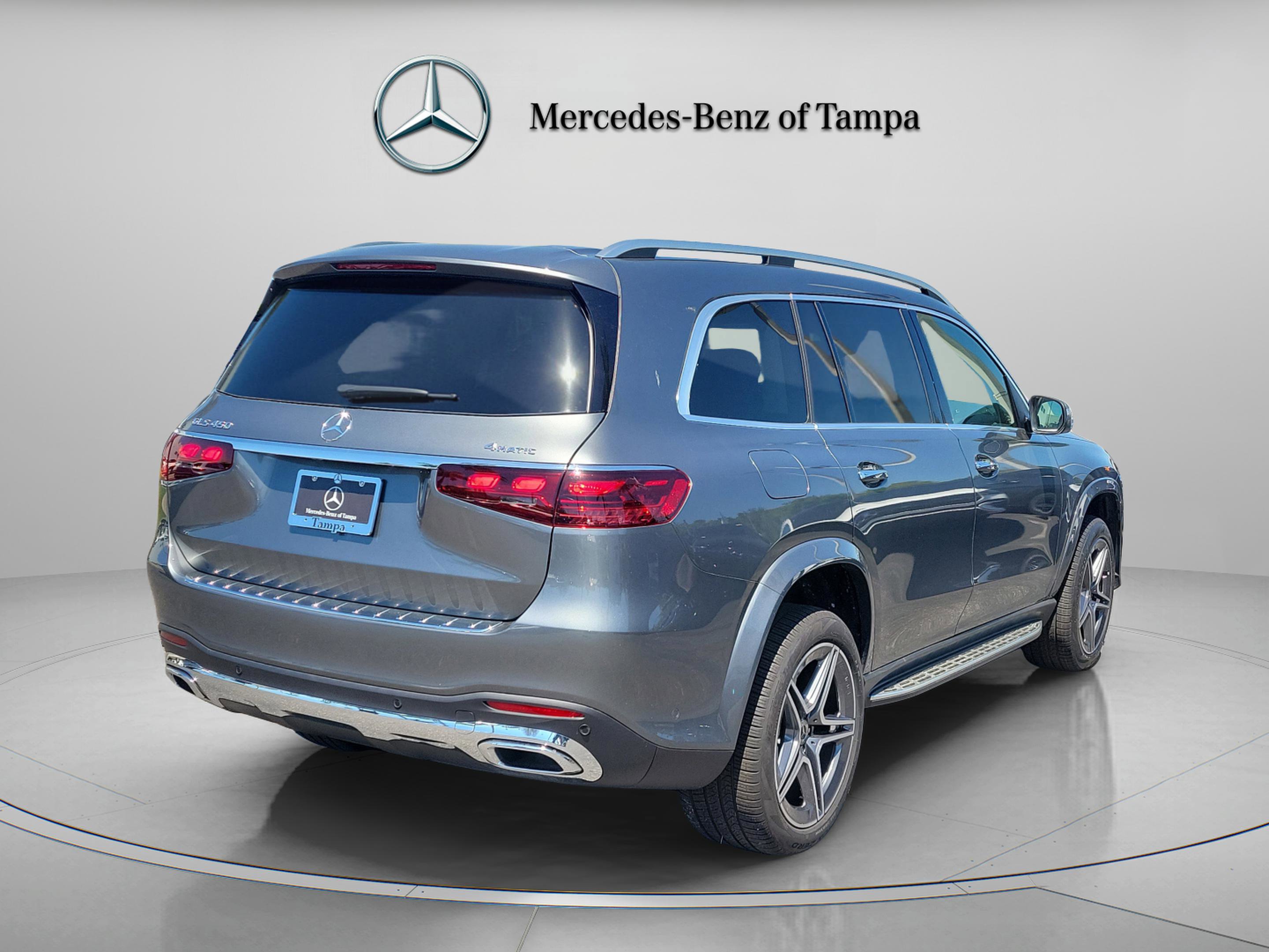 Used 2026 Mercedes-Benz GLS 450 4MATIC image 3
