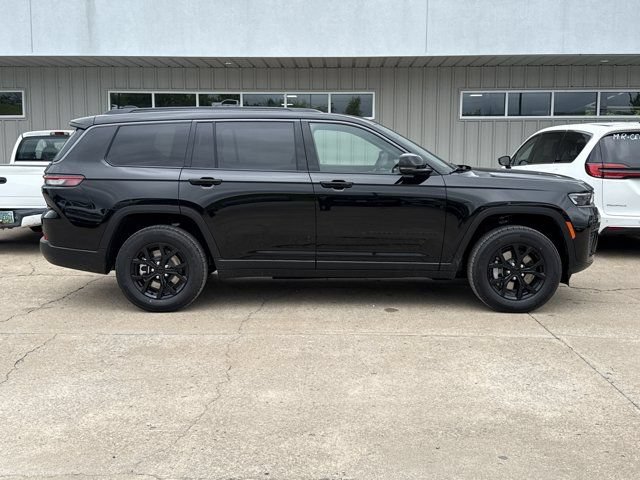 New 2026 Jeep Grand Cherokee L 4WD image 2