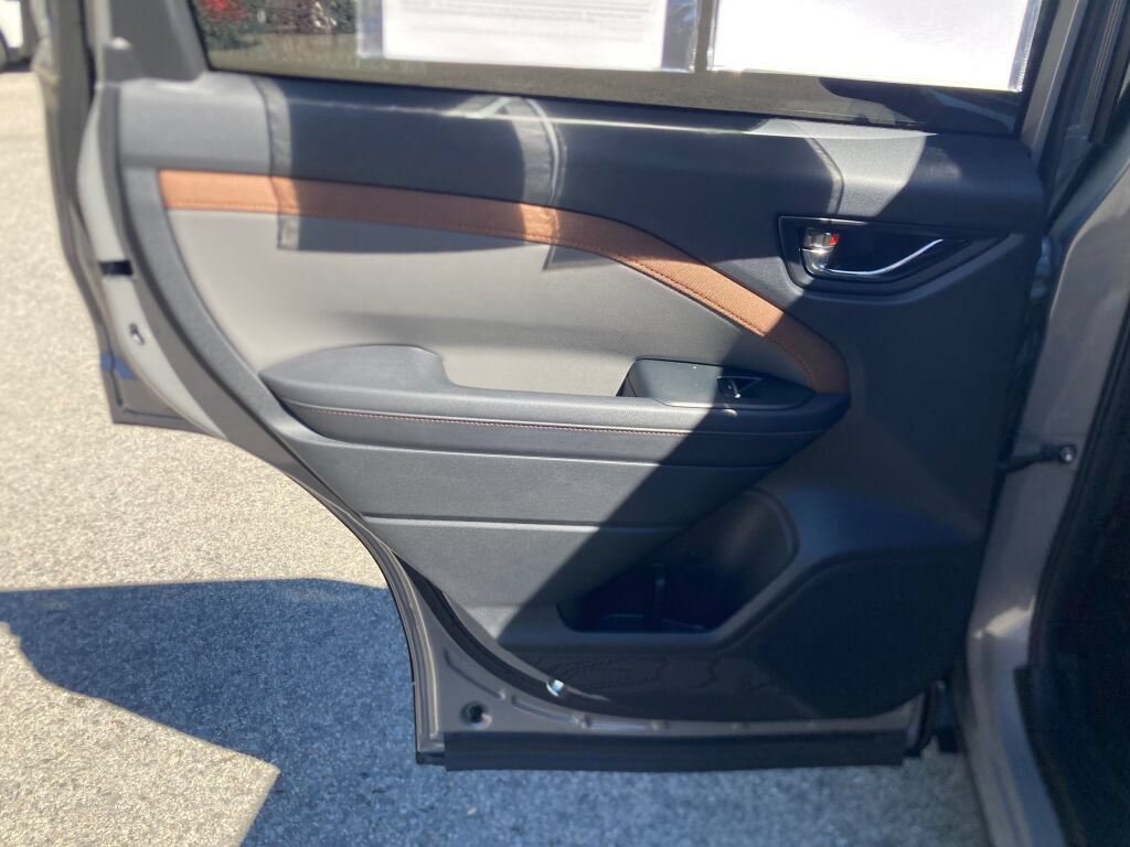 Used 2025 Subaru Forester Sport AWD/4WD image 16