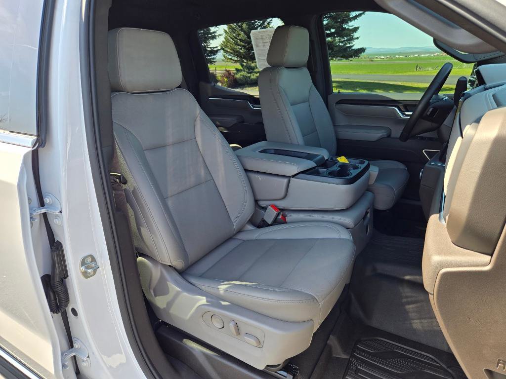 Used 2024 GMC Sierra 1500 SLT image 30