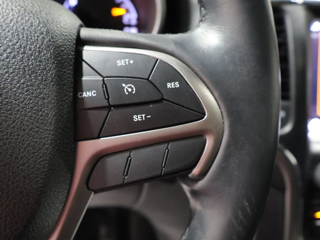 Used 2018 Jeep Grand Cherokee Altitude AWD/4WD image 41