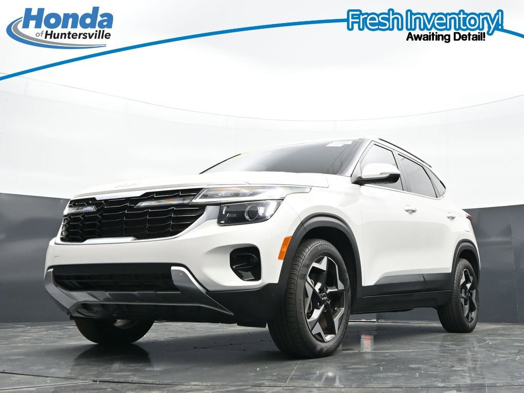 Used 2025 Kia Seltos EX FWD image 34