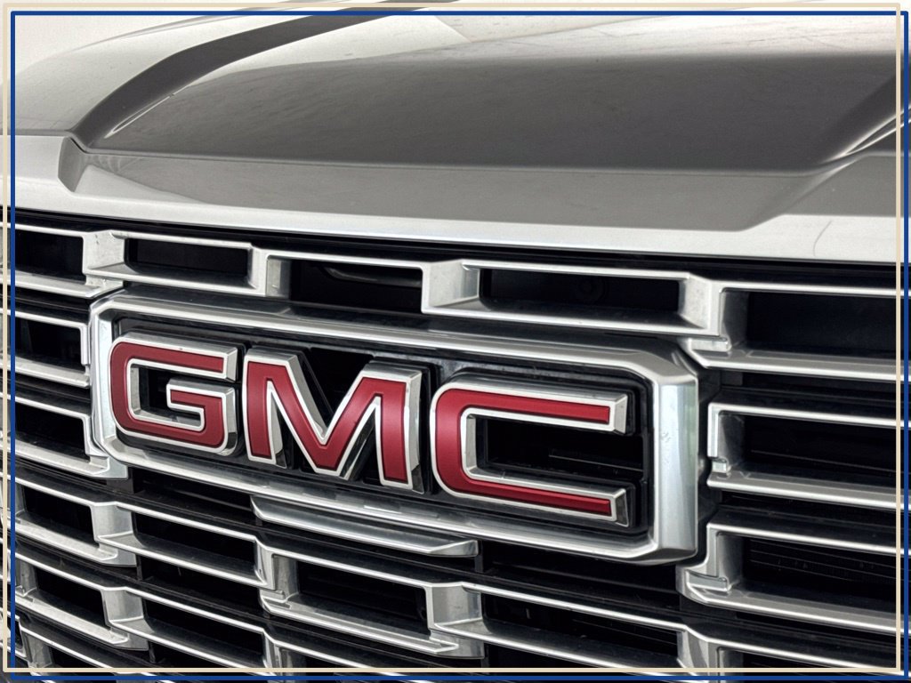 Certified 2025 GMC Yukon Denali AWD/4WD image 14