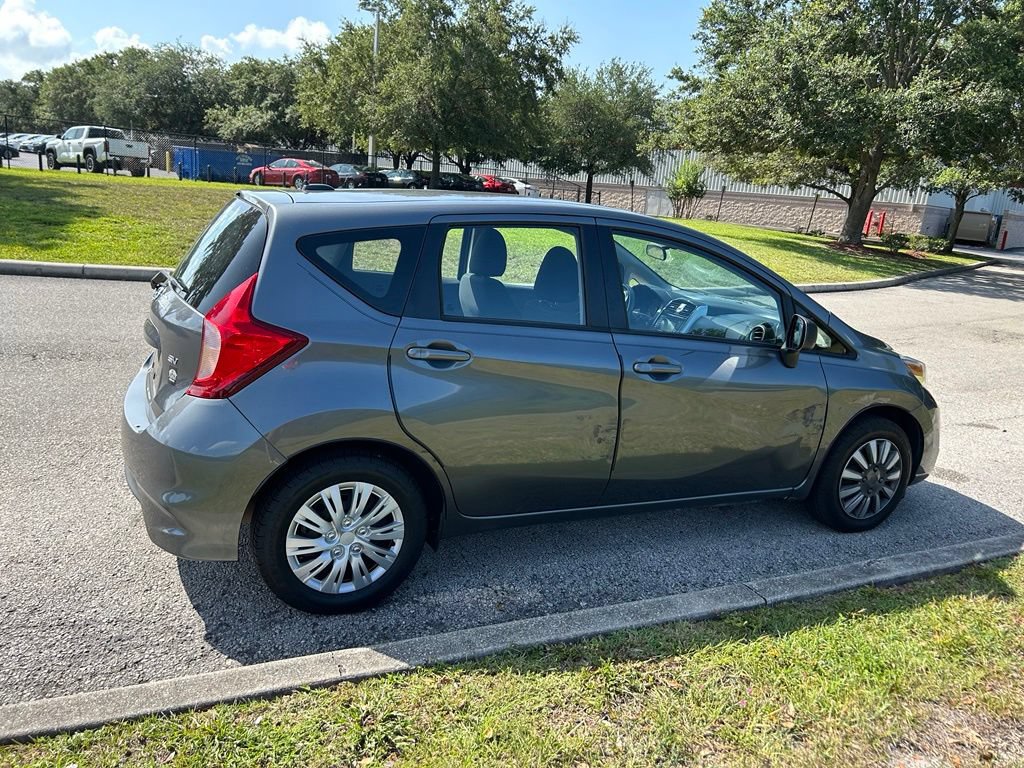 Used 2017 Nissan Versa Note SV FWD image 6