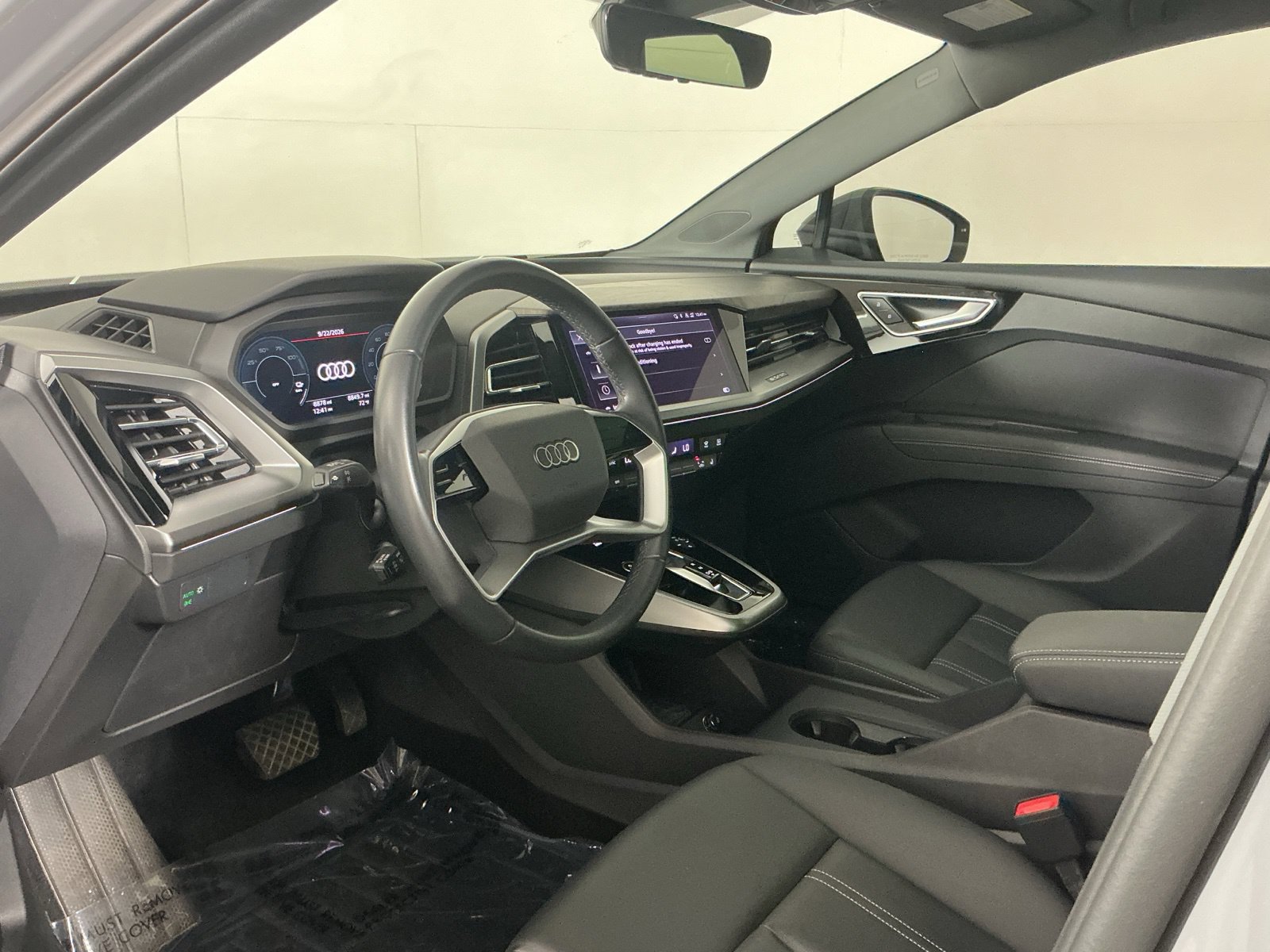 Used 2024 Audi Q4 e-tron Premium Plus w/ Premium Plus AWD/4WD image 10