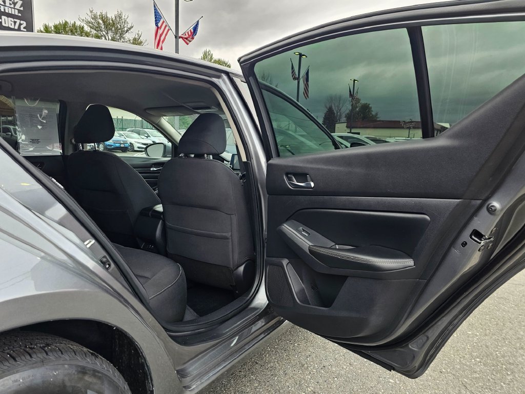 Used 2020 Nissan Altima 2.5 S FWD image 15
