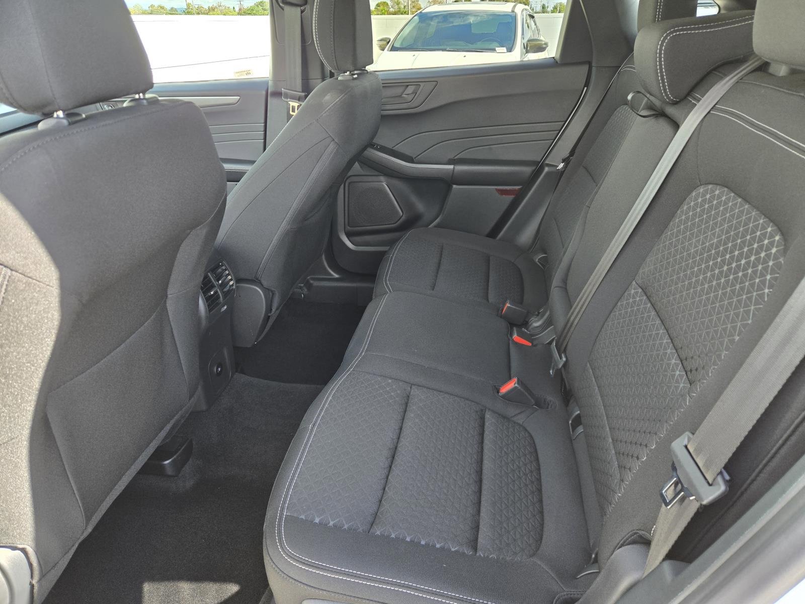 Used 2025 Ford Escape Active image 28