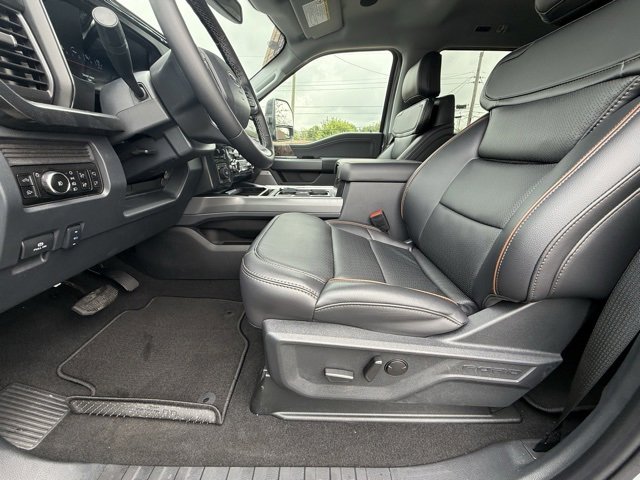 Used 2025 Ford F250 Lariat w/ Lariat Ultimate Package image 25