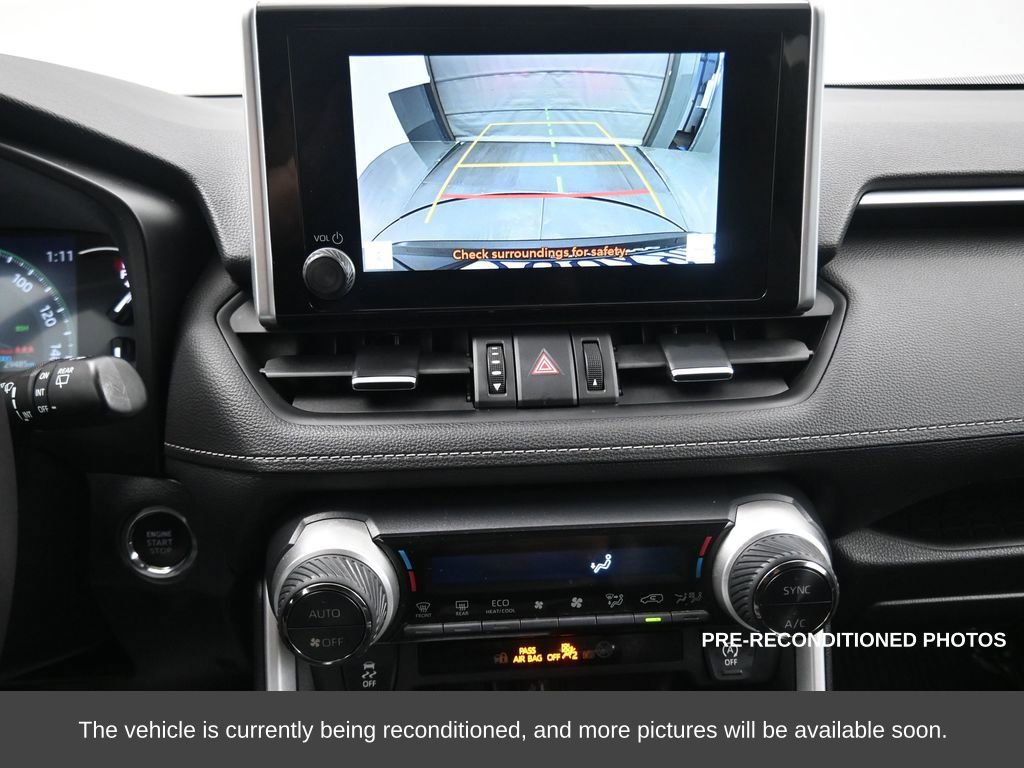 Used 2023 Toyota RAV4 XLE Premium image 23
