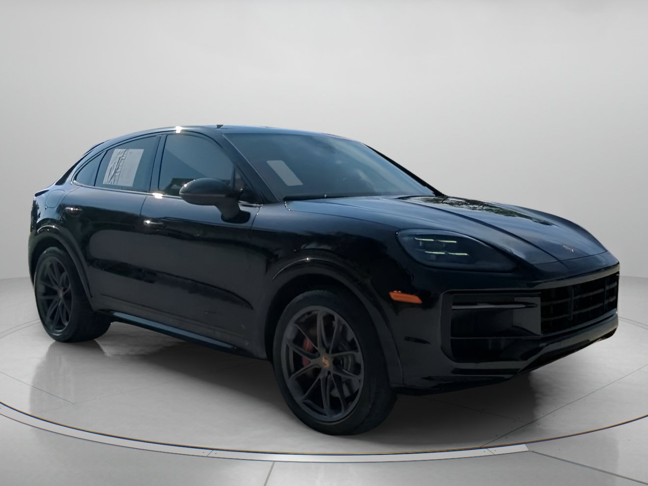 Used 2024 Porsche Cayenne S AWD/4WD image 2