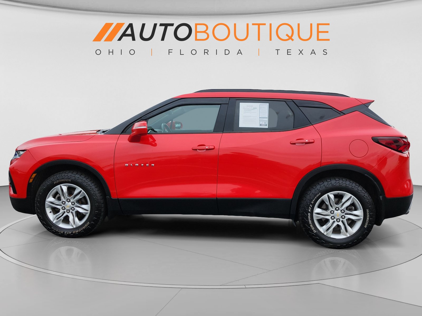 Used 2019 Chevrolet Blazer LT w/ Sound & Technology Package AWD/4WD image 2