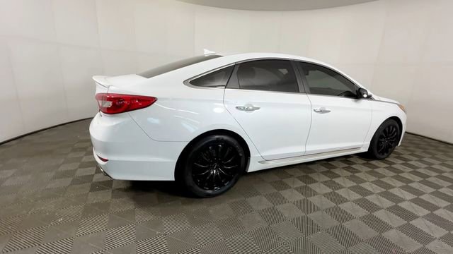 Used 2017 Hyundai Sonata Sport w/ Value Edition Package 02 FWD image 4