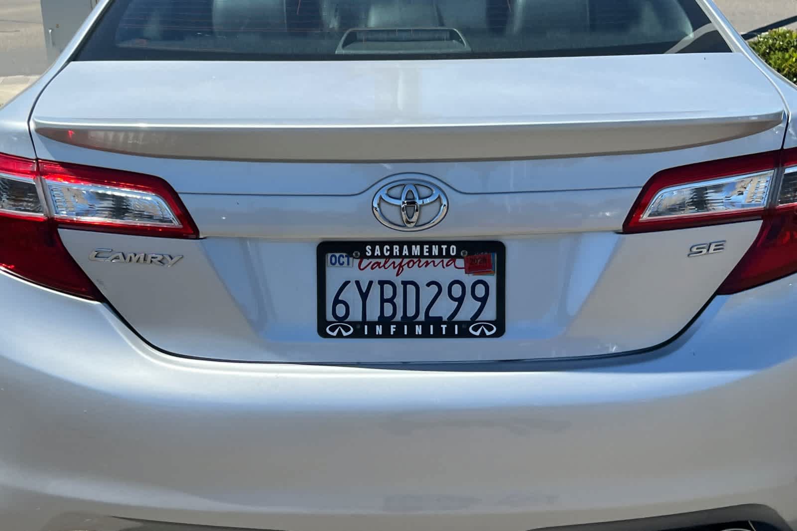 Used 2012 Toyota Camry SE FWD image 19