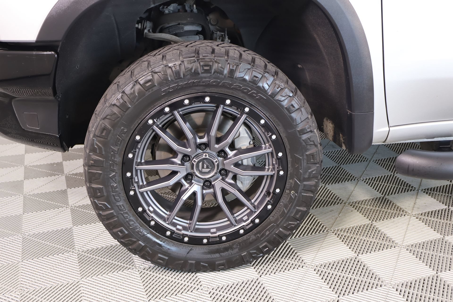 Used 2022 Chevrolet Silverado 1500 ZR2 w/ Technology Package AWD/4WD image 19