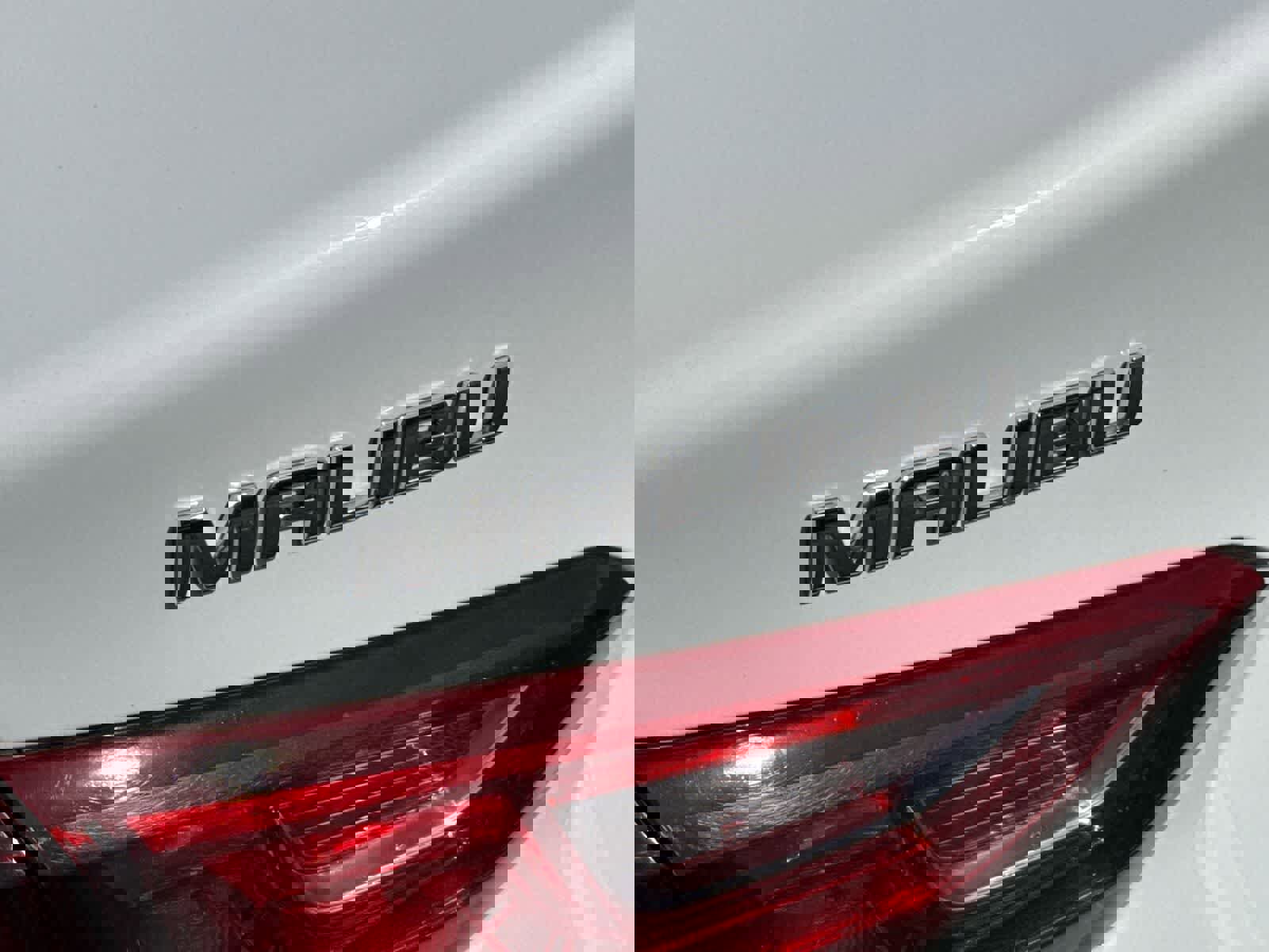 Used 2024 Chevrolet Malibu LT image 33