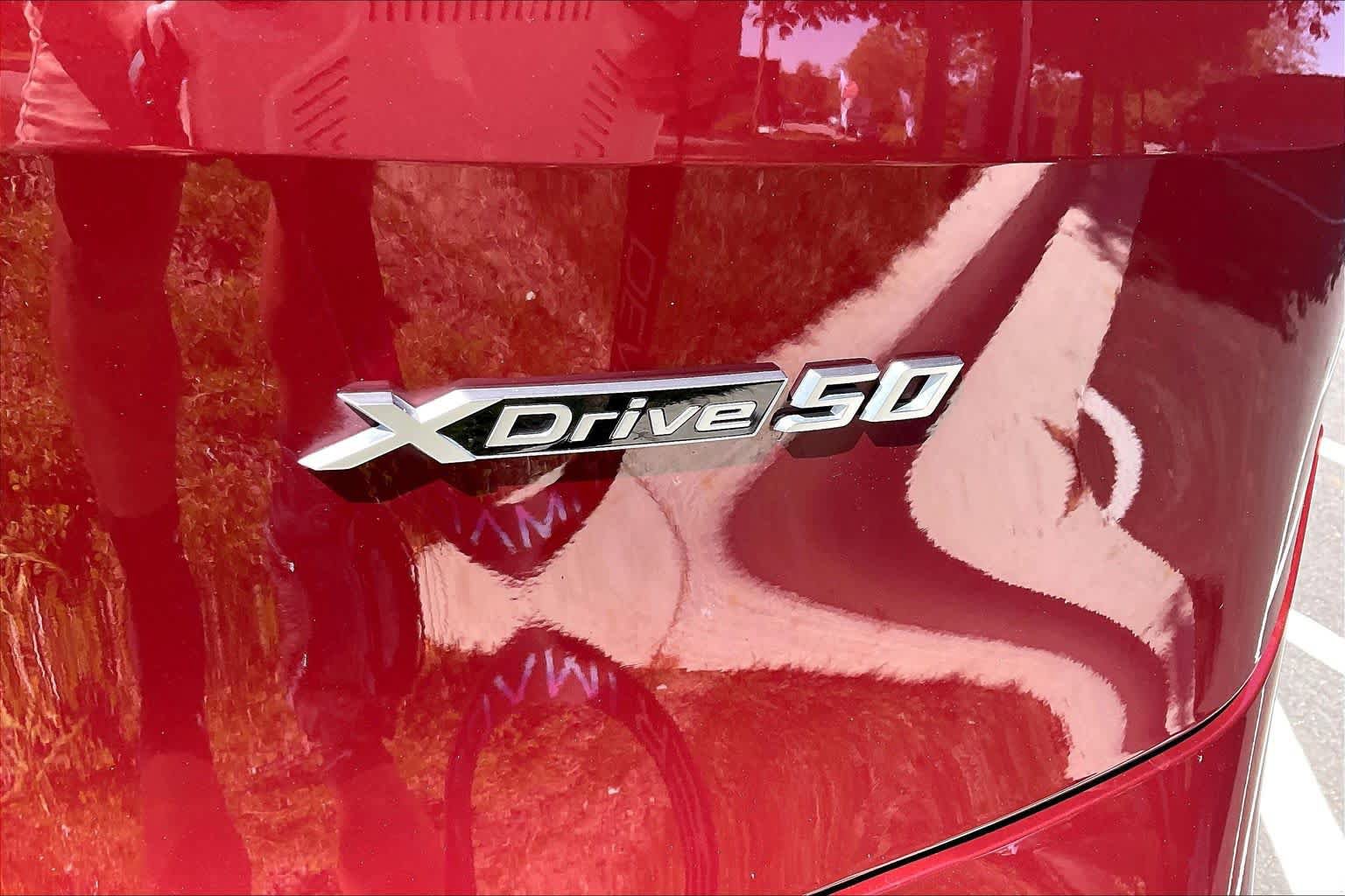 Certified 2024 BMW iX xDrive50 w/ Sport Package AWD/4WD image 9