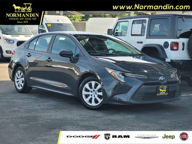 Used 2023 Toyota Corolla LE FWD image 1