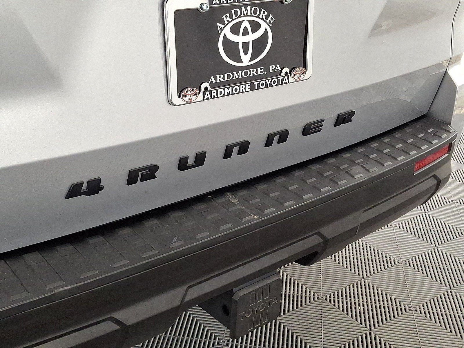 Certified 2025 Toyota 4Runner SR5 AWD/4WD image 15