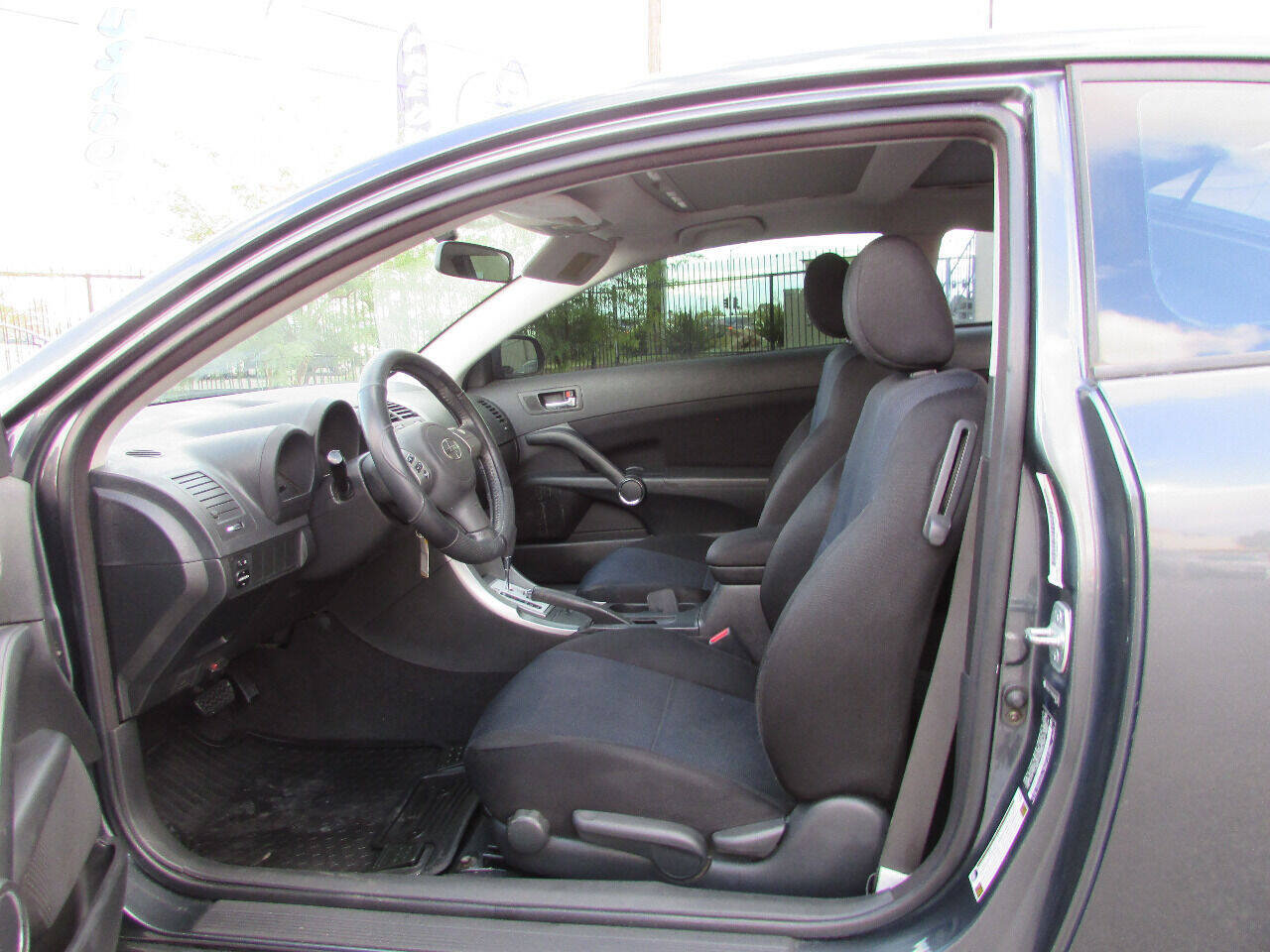 Used 2006 Scion tC FWD image 9