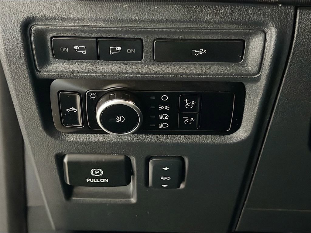 Used 2024 Ford F150 Lariat w/ Equipment Group 502A High AWD/4WD image 5
