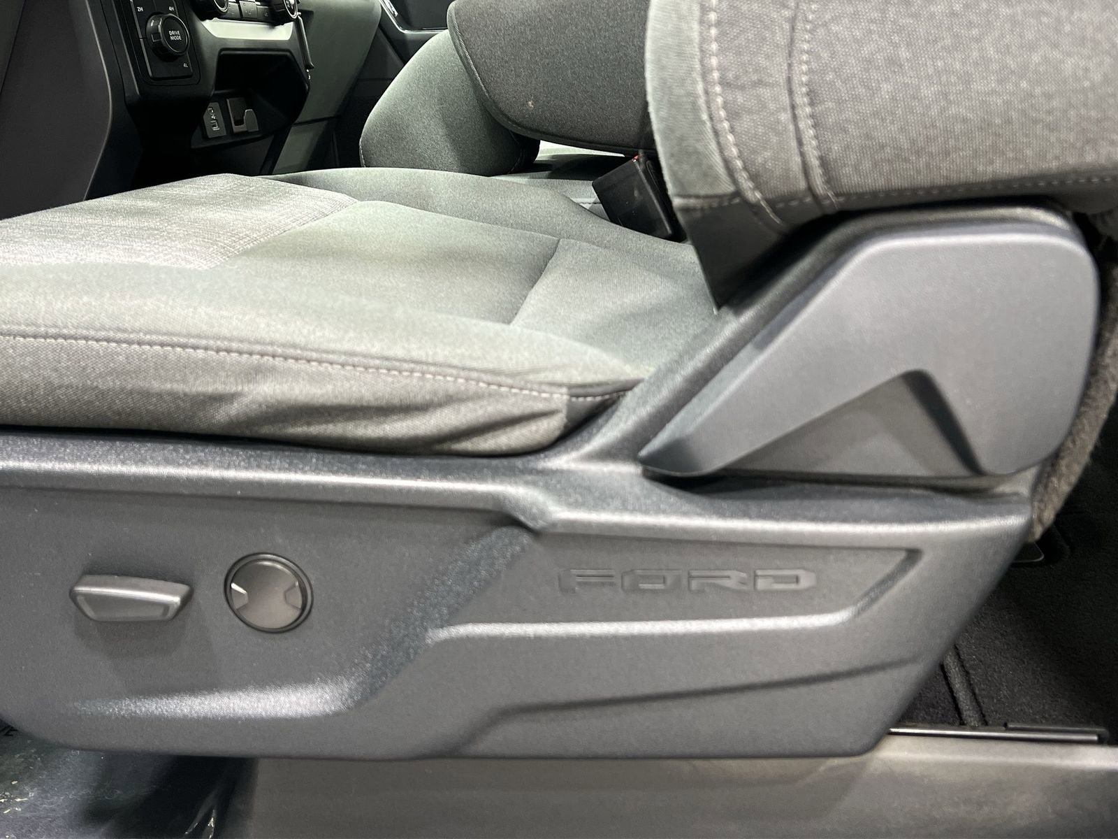 Used 2023 Ford F150 XLT image 12