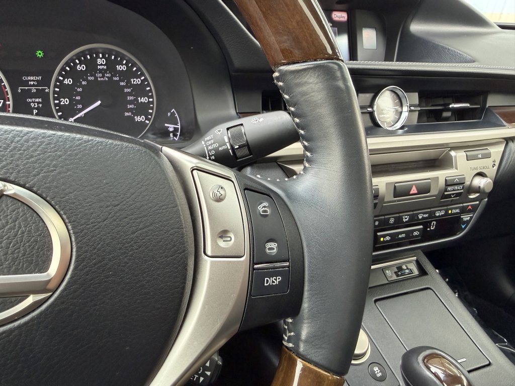 Used 2015 Lexus ES 350 w/ Premium Package FWD image 28