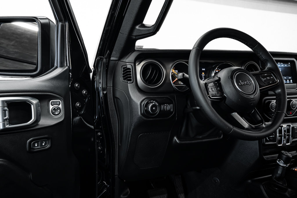 Used 2019 Jeep Wrangler Unlimited Sport S AWD/4WD image 21