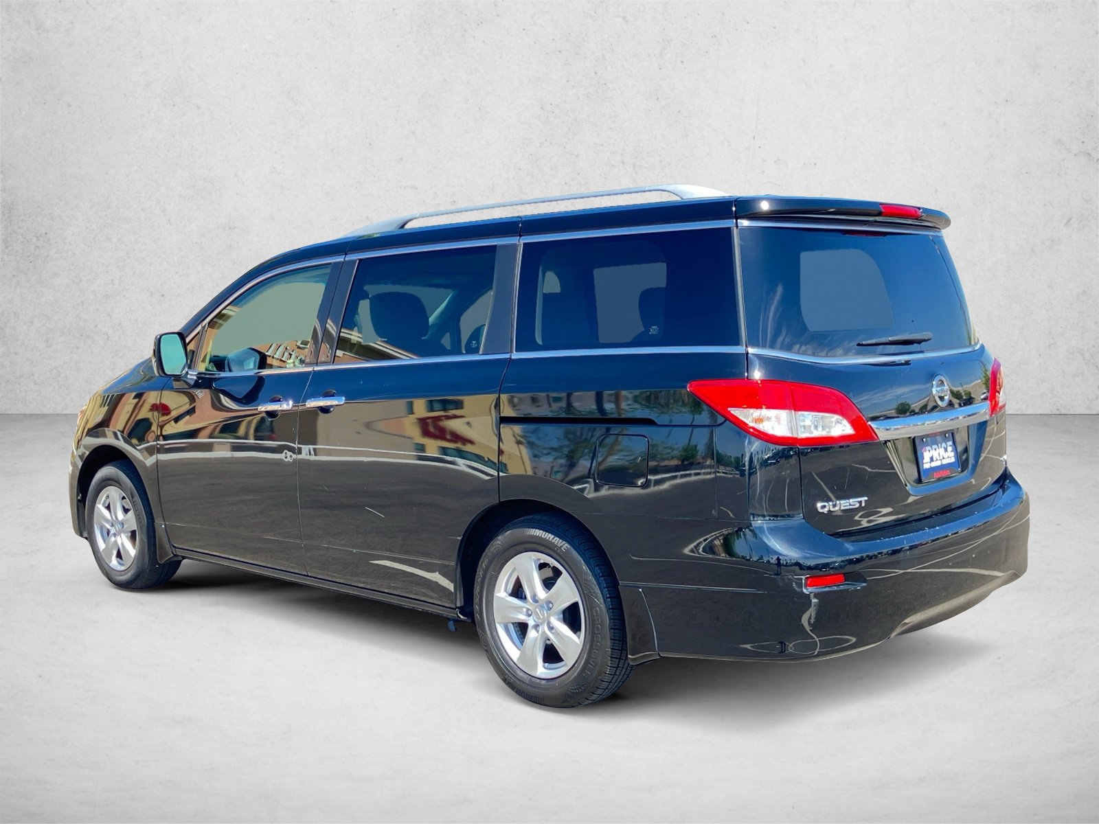 Used 2014 Nissan Quest SV FWD image 7