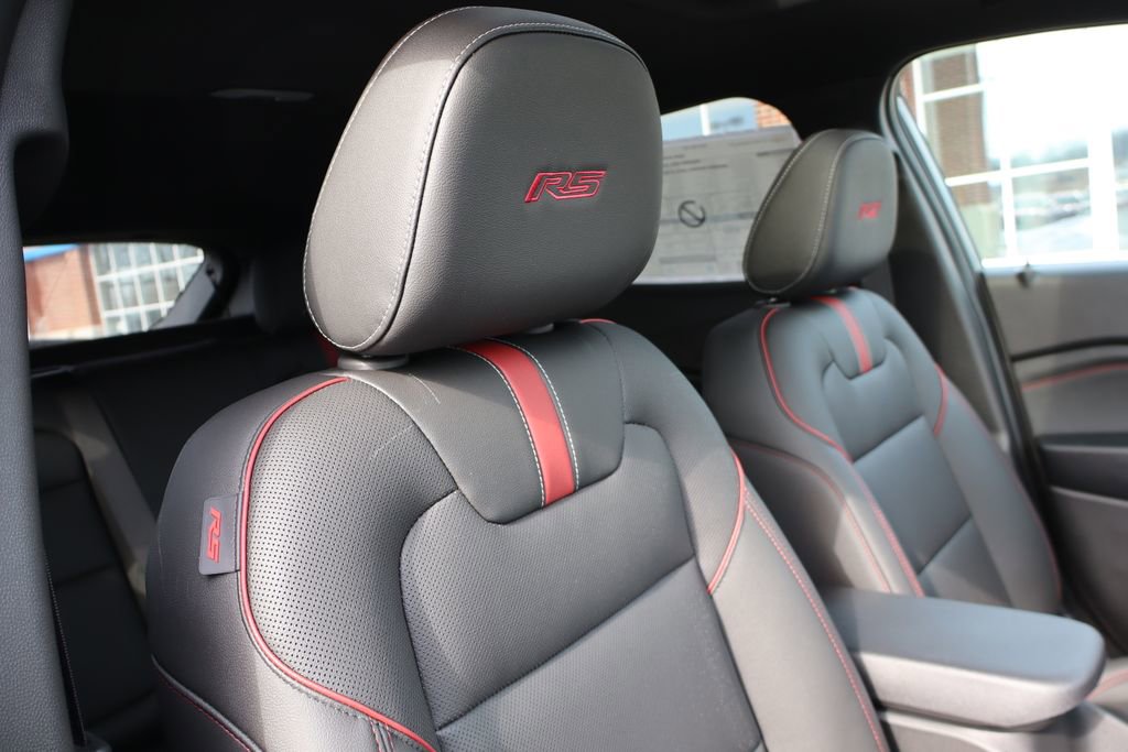 New 2026 Chevrolet Trax RS w/ Sunroof Package image 42