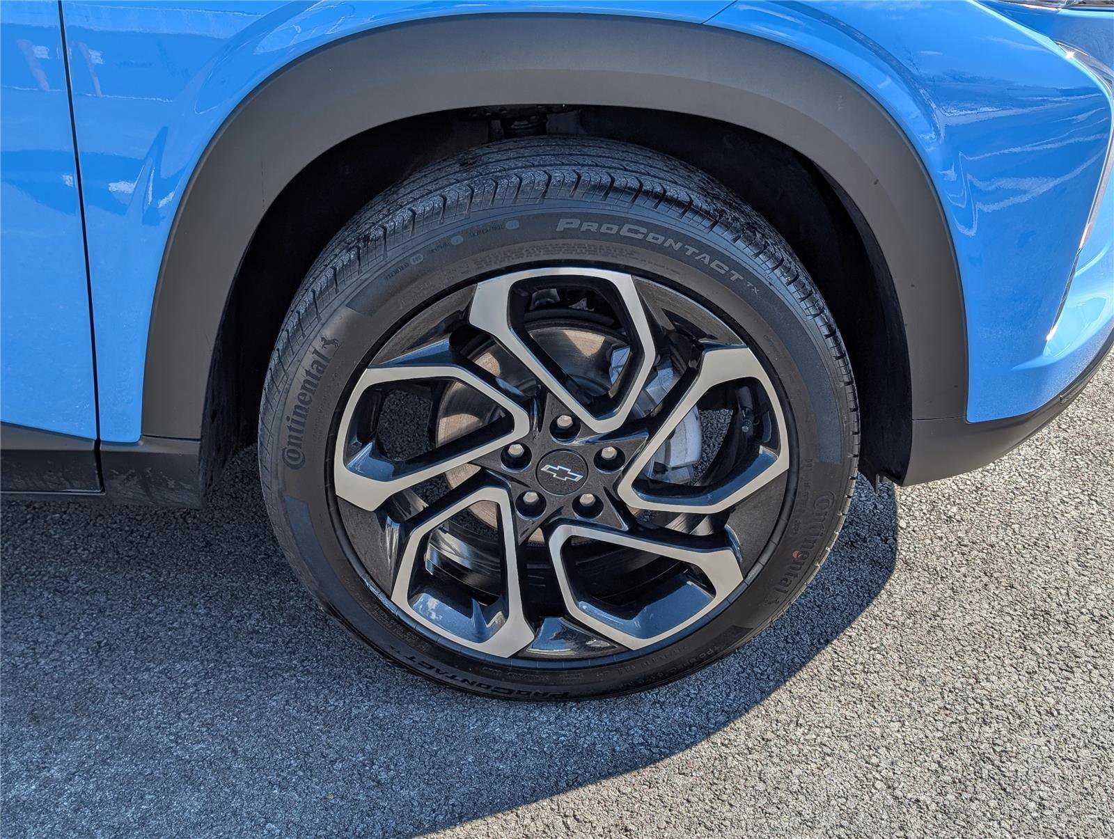 Used 2024 Chevrolet Trax RS image 9