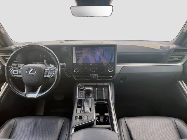 Used 2024 Lexus GX 550 AWD/4WD image 16