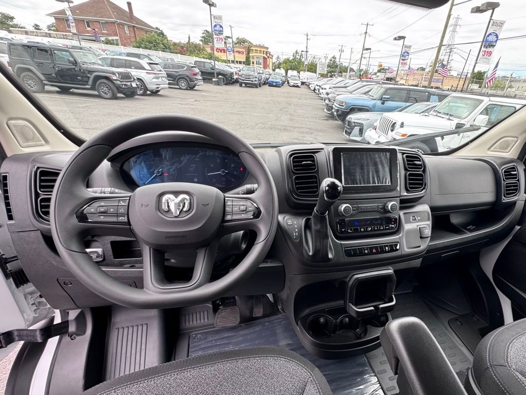 Used 2025 RAM ProMaster 3500 image 16