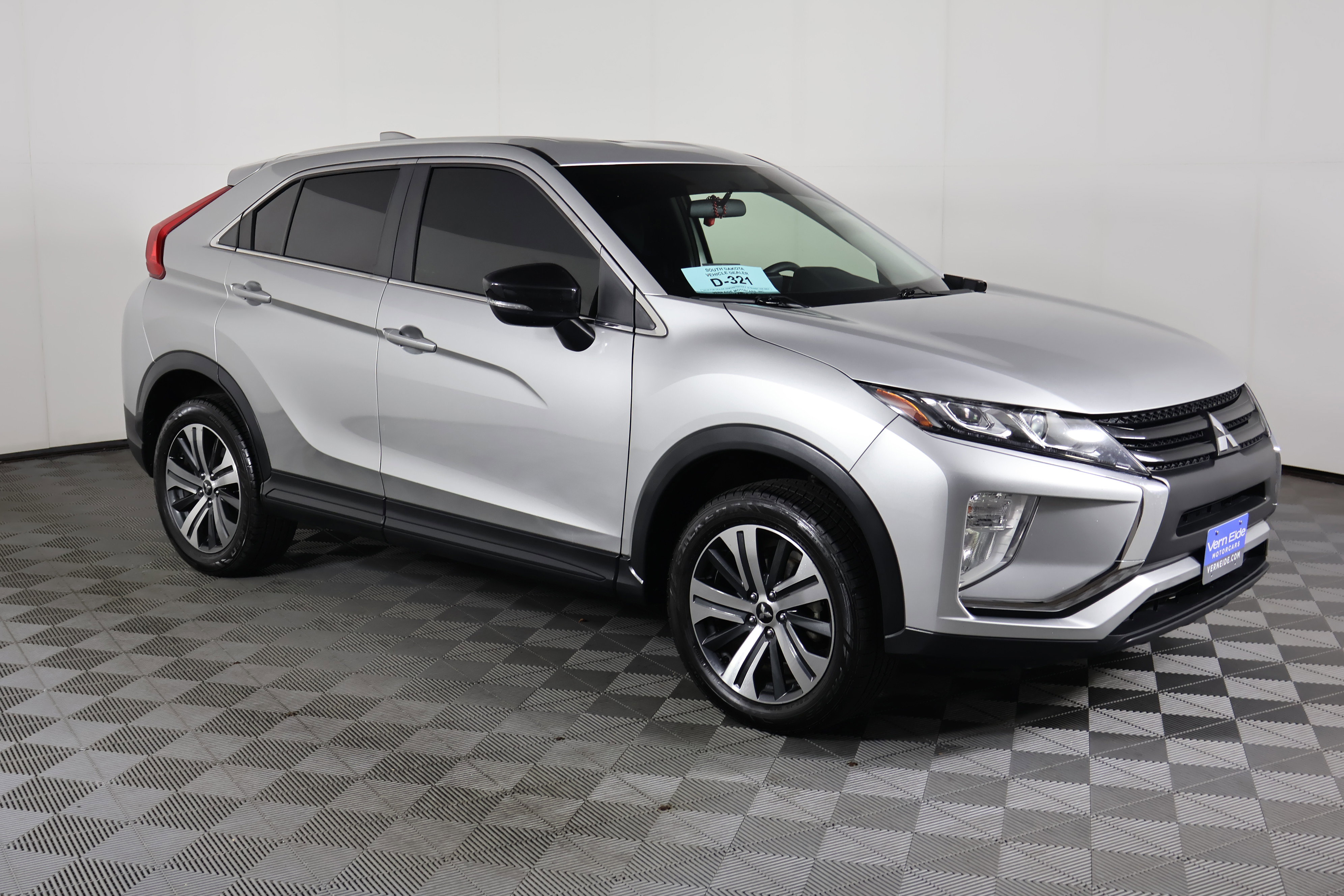 Used 2018 Mitsubishi Eclipse Cross LE image 4