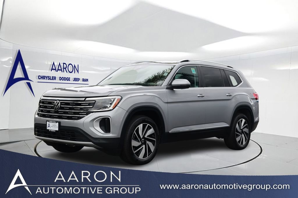 Used 2024 Volkswagen Atlas SEL AWD/4WD image 1