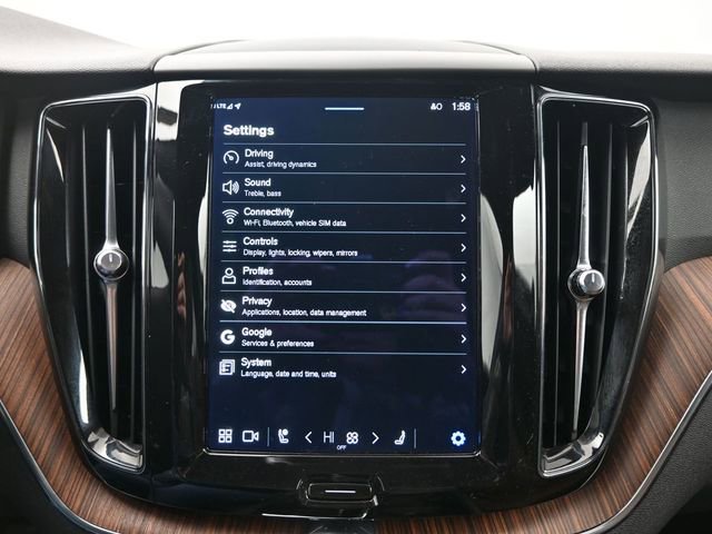 Used 2023 Volvo XC60 B5 Plus w/ Climate Package image 14