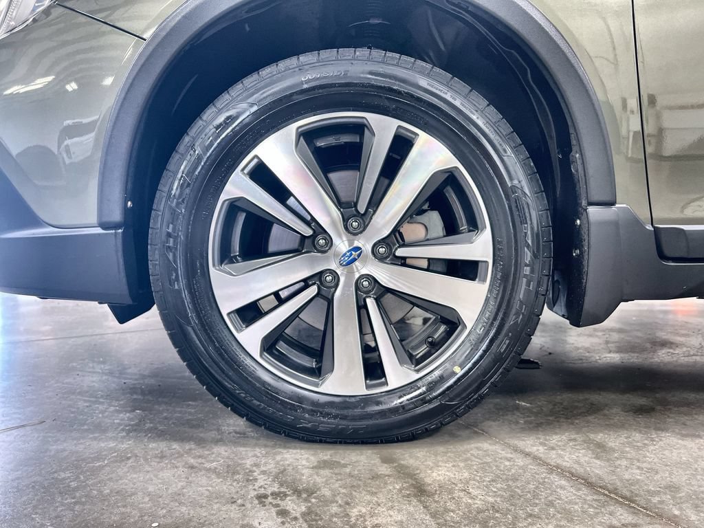 Used 2019 Subaru Outback 2.5i Limited w/ Protection Package #1 AWD/4WD image 11