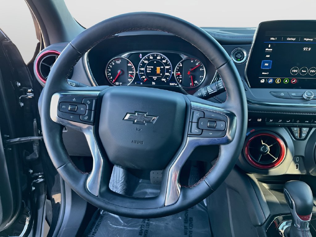 Used 2025 Chevrolet Blazer RS FWD image 11